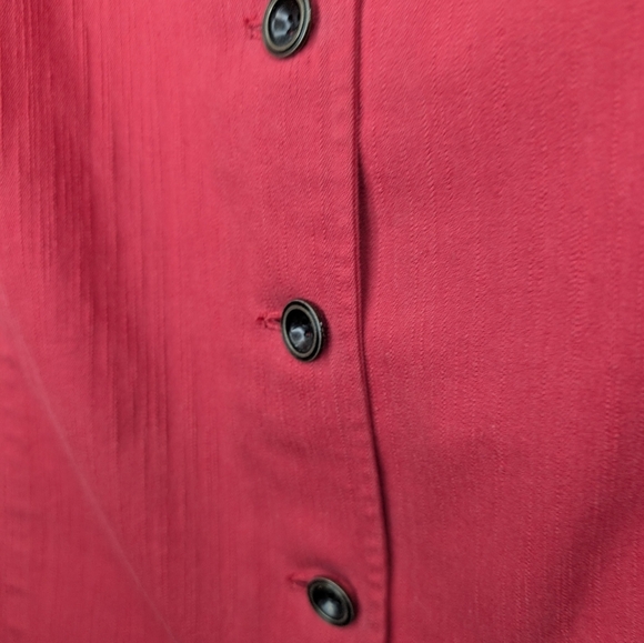 CJ Banks XL Red Button Down Sleeveless Detailed Neckline Vest Top Women's - Picture 5 of 8